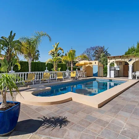 Pool Near Beach, Cleaning Included Vila Calpe