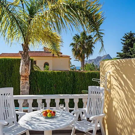 Pool Near Beach, Cleaning Included Vila *