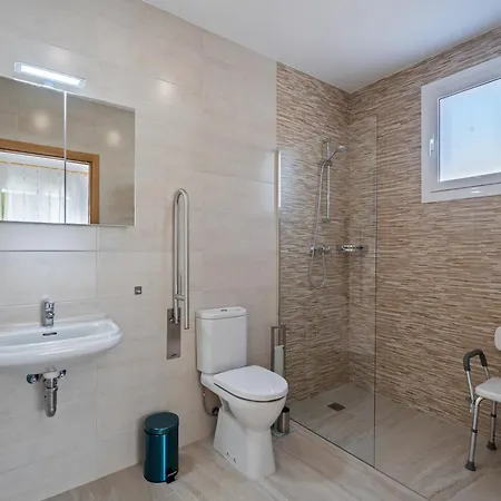 Pool Near Beach, Cleaning Included Calpe