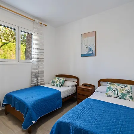 Vila Pool Near Beach, Cleaning Included *